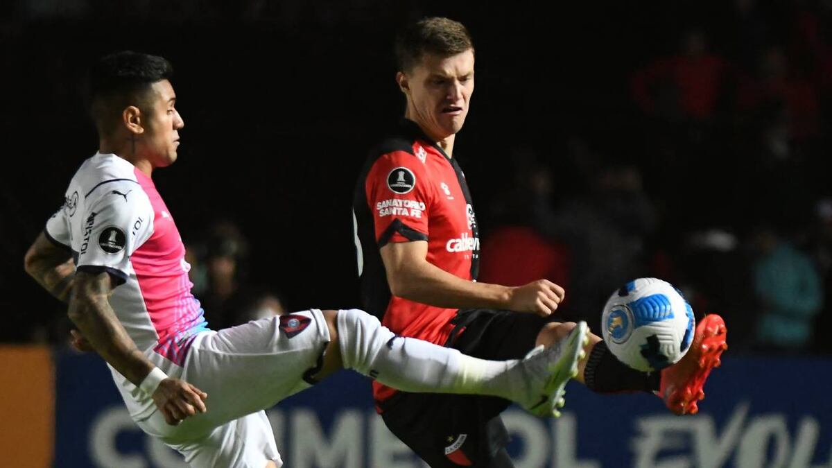 Colón venció a Cerro Porteño en Copa Libertadores y celebra su aniversario 117