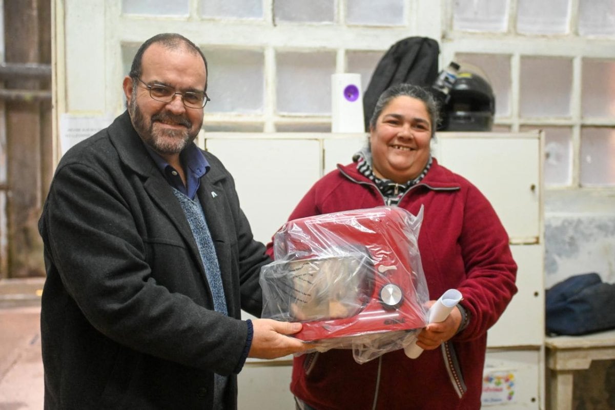 Entrega de elementos del Programa Nacional de Bancos de Herramientas y Máquinas.