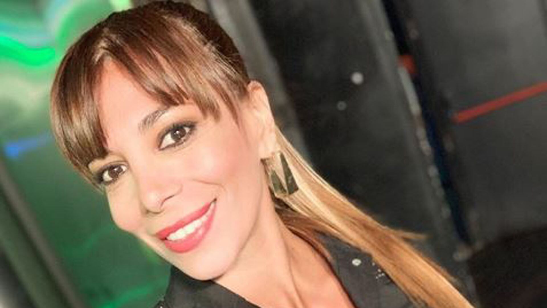 Ximena Capristo no para de romperla en redes sociales.