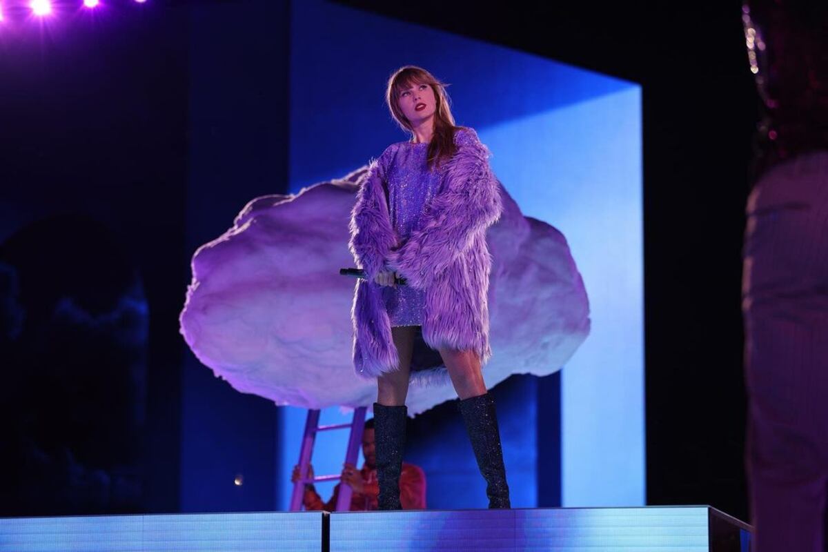 Le propuso matrimonio a su novia en un show de Taylor Swift y la reacción se hizo viral