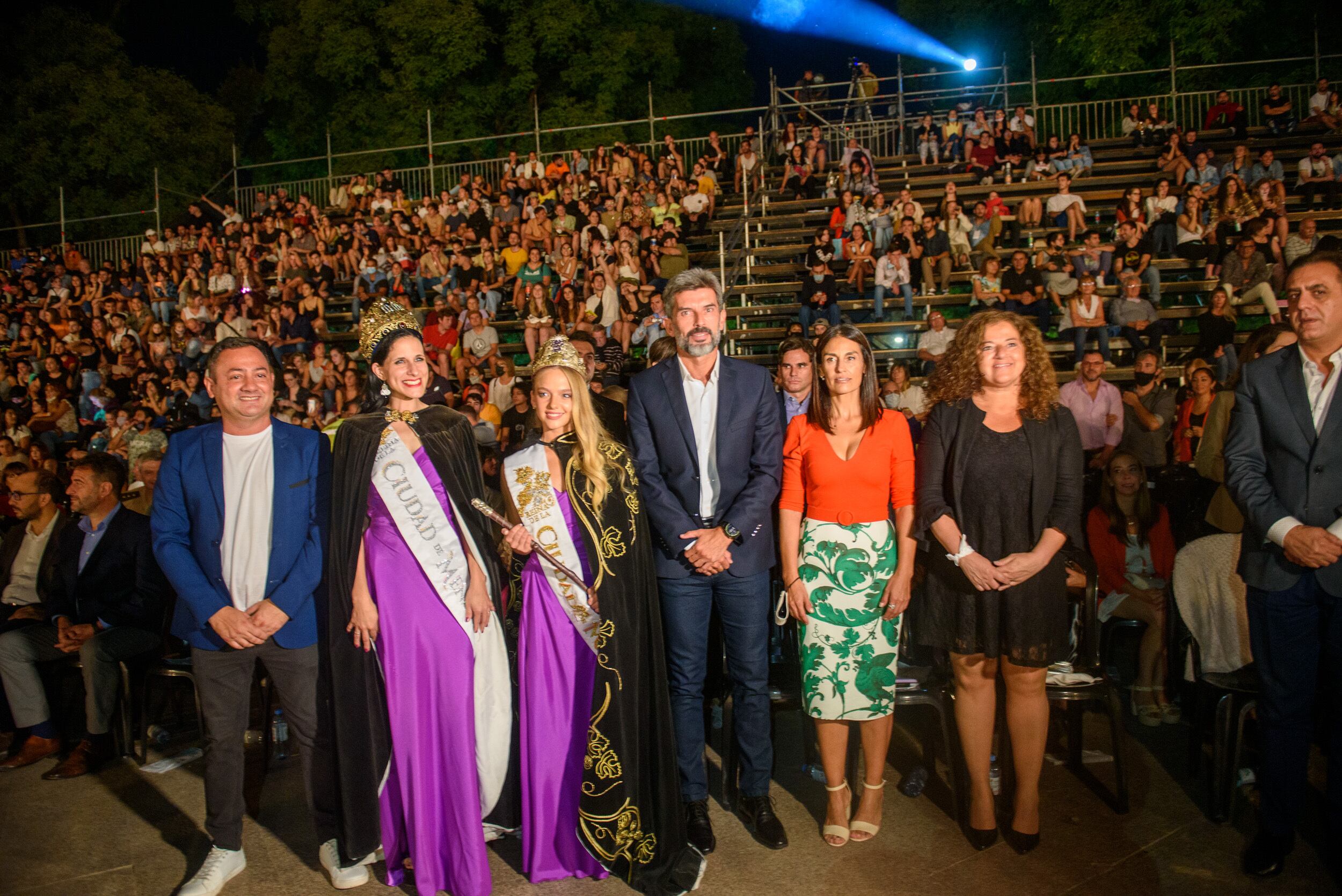 Vendimia 2022: Guadalupe es la nueva reina de Ciudad y la virreina es una profesora de 39 años. Foto: Municipalidad de la Ciudad de Mendoza.