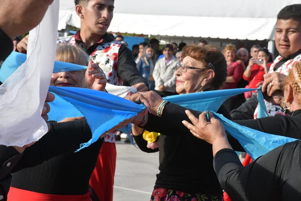 Las academias de danza de Serrezuela participarán de los números.