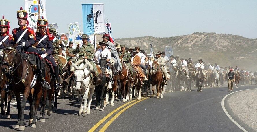 Cabalgata de la Fe a la Difunta Correa; San Juan.