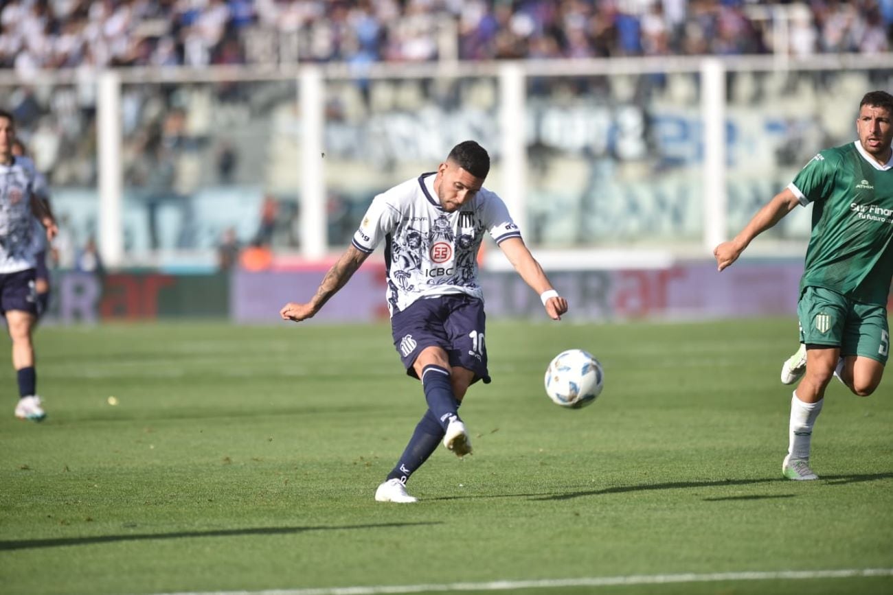 Talleres empató sin goles ante Banfield, en el Kempes, por la fecha número 11 de la Copa de la Liga Profesional 2023. (Javier Ferreyra / La Voz)