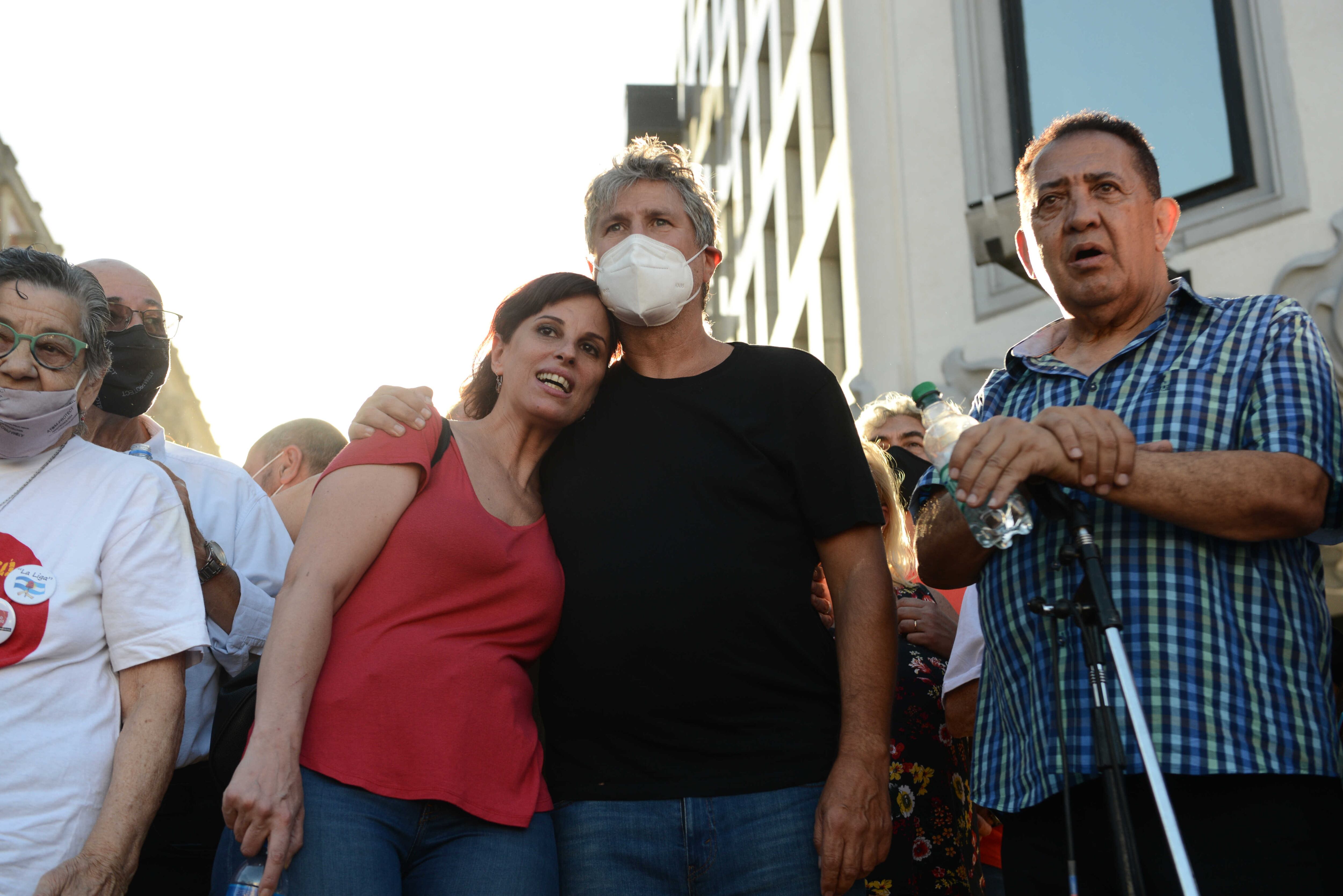 Marcha contra la Corte Suprema de Justicia frente al Palacio de Justicia. Nora Cortinas, Lepoldo Moreau, Amado Boudou y Luis Delía