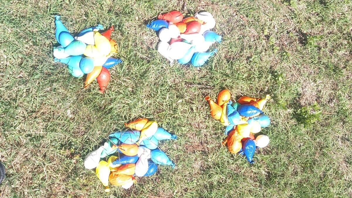 Iba a la cancha de Belgrano con 145 globos llenos de bebidas alcohólicas