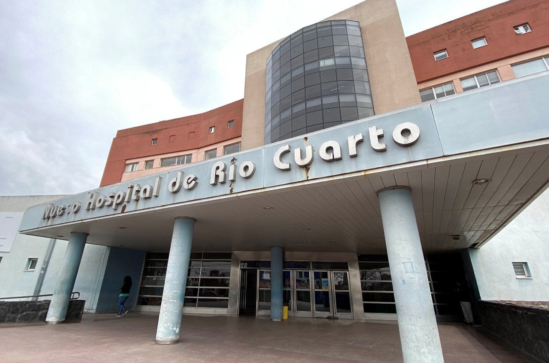 La joven de 25 años embarazada se encuentra internada en el Hospital San Antonio de Padua. (Archivo/Tomy Fragueiro)