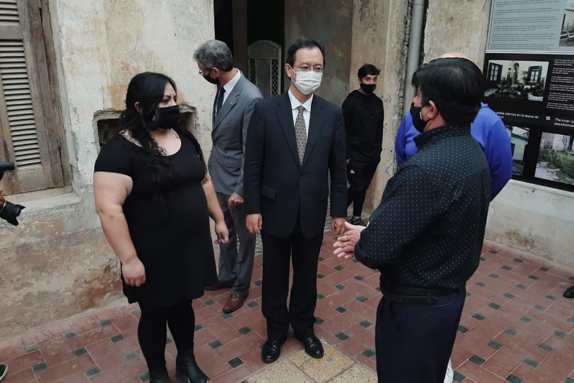 Visita del embajador de Japón, Takahiro Nakamae, al Hotel Edén de La Falda.