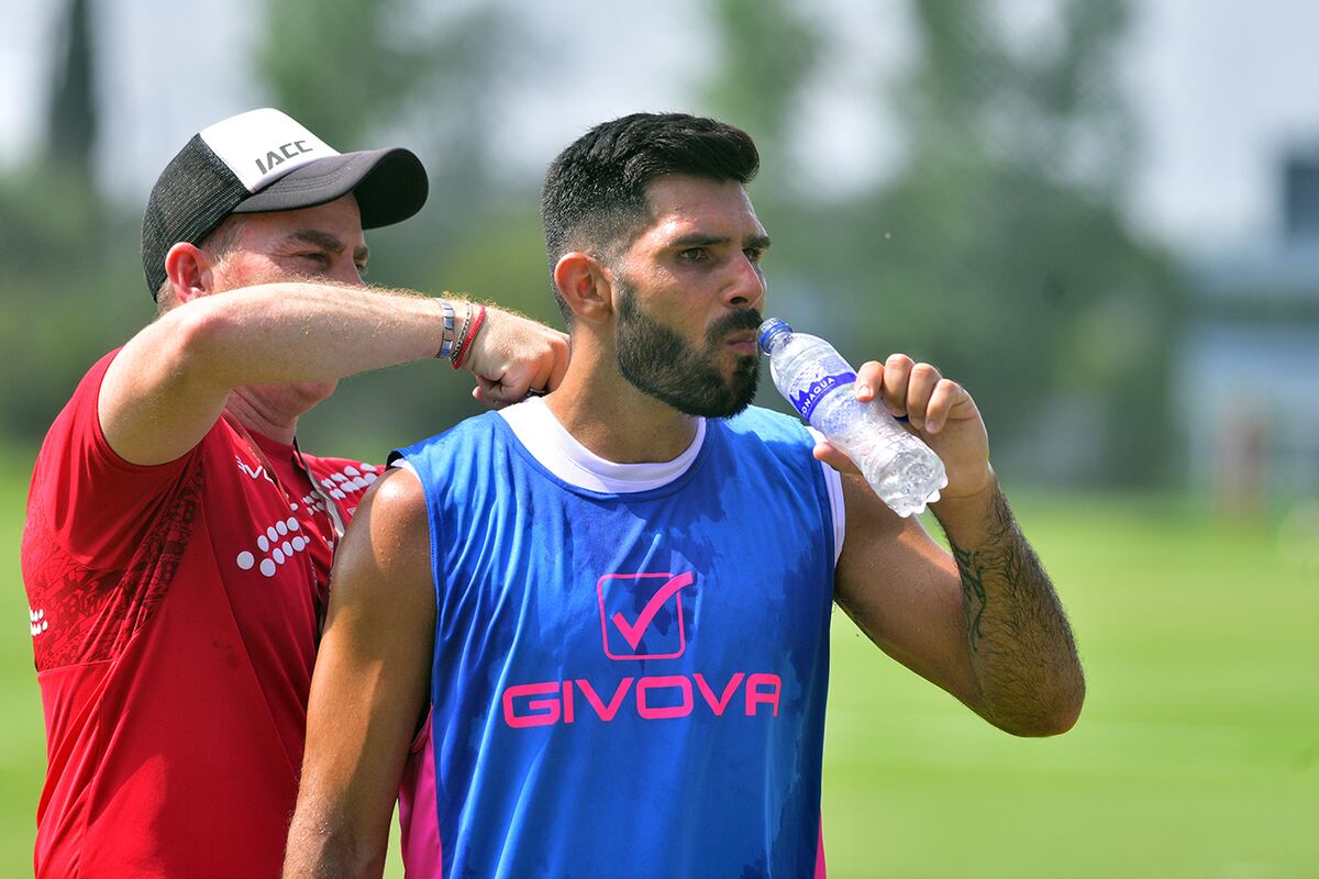 Increíble: en pleno entrenamiento de Instituto le robaron al Chino Romero