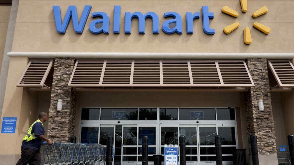 Walmart (AP).