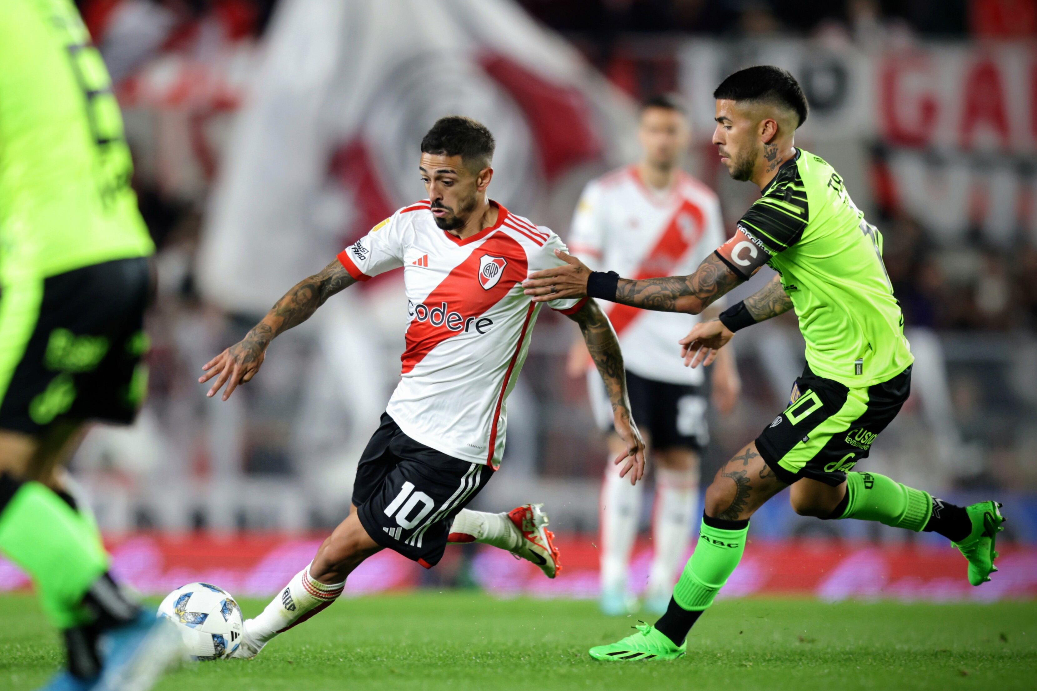 River consiguió su primera victoria en la Copa de la Liga Profesional frente a Barracas en el Monumental. (Fotobaires)