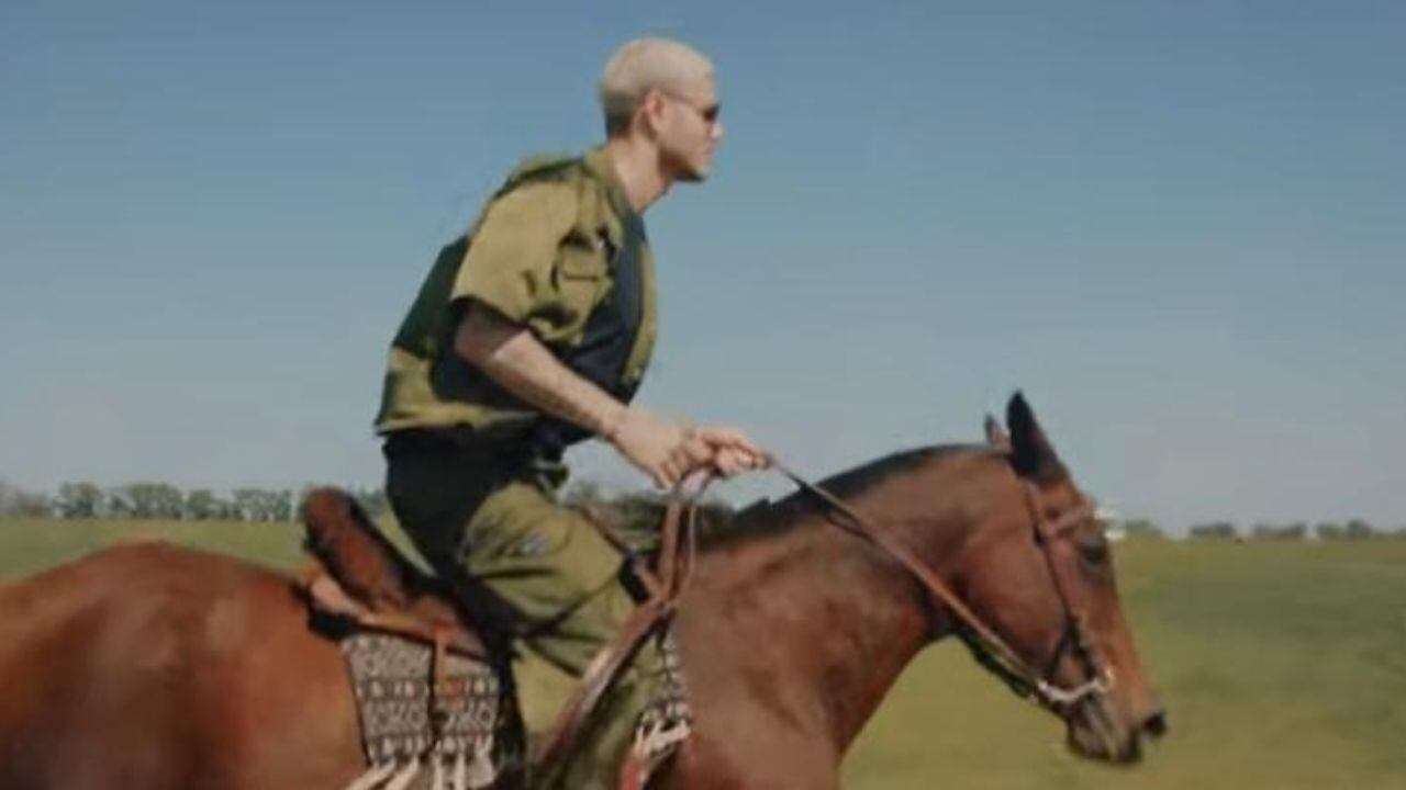 Mauro Icardi en el videoclip.