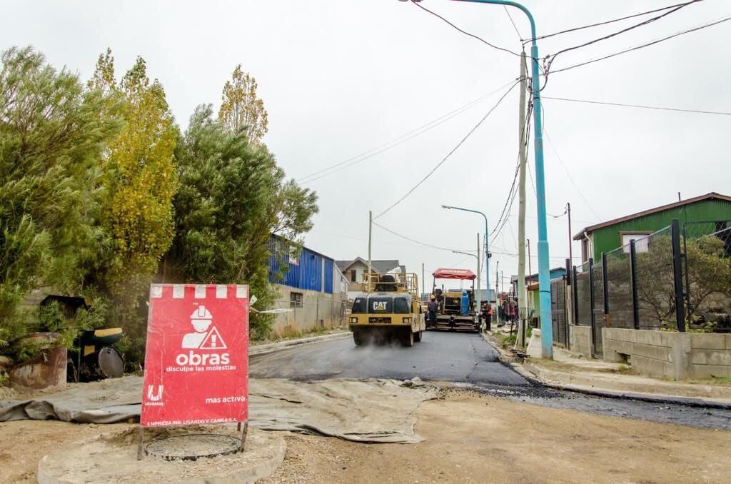 Comenzaron los trabajos de pavimentación en el Barrio Gendarmería