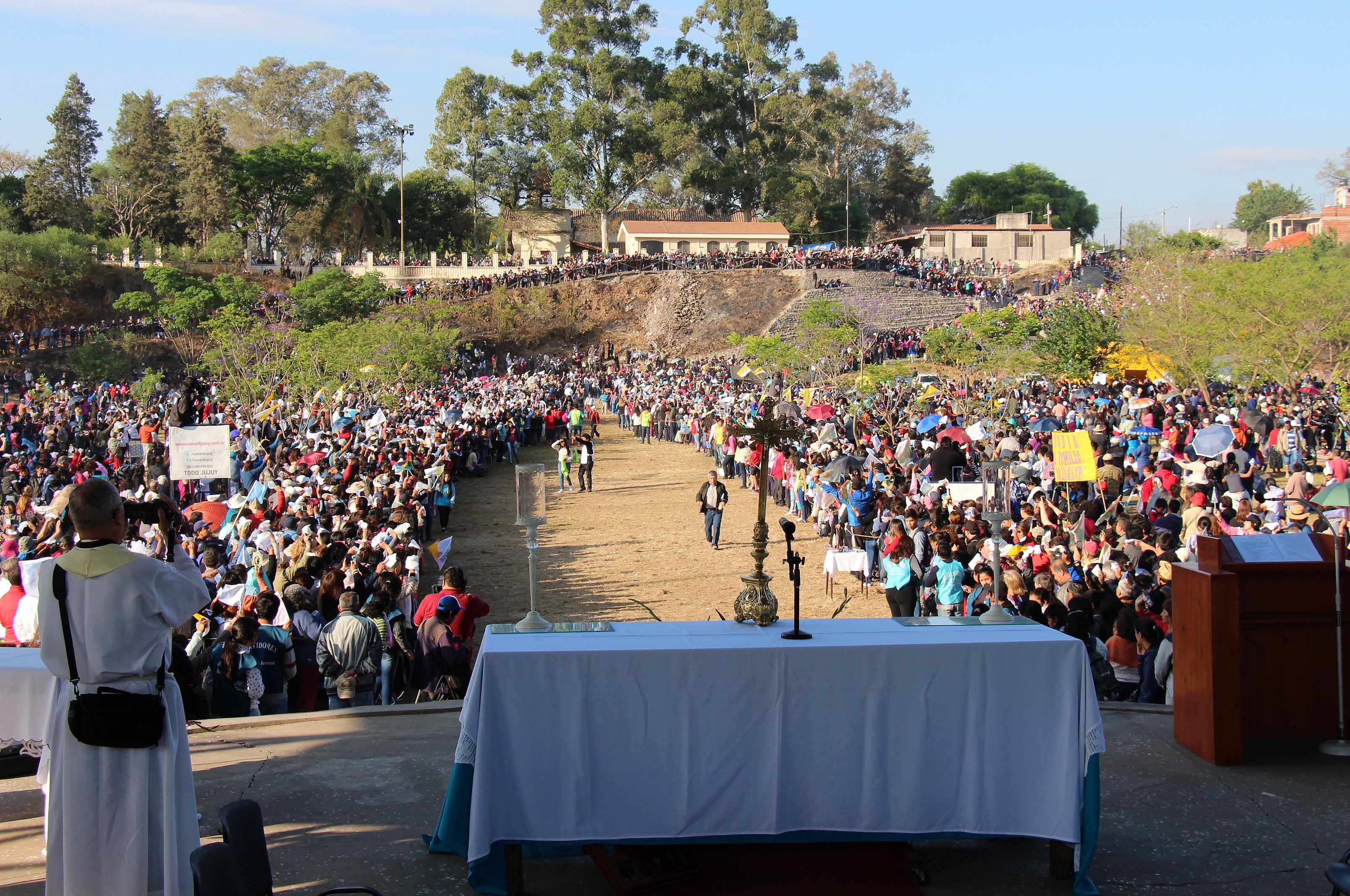 El "campito" de la Virgen, como denominó al predio el obispo Marcelo Palentini, volverá a estar colmado de peregrinos este domingo.