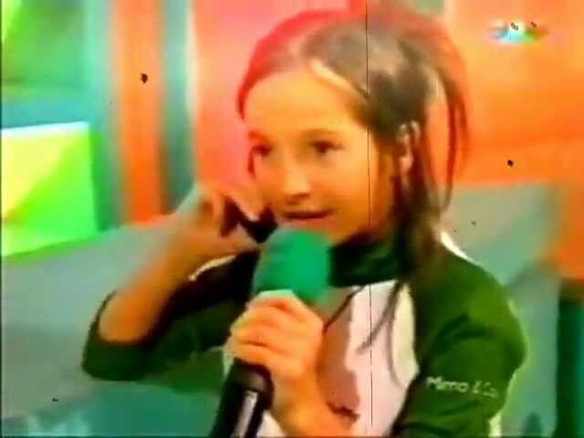 Brenda Asnicar de niña en la tv