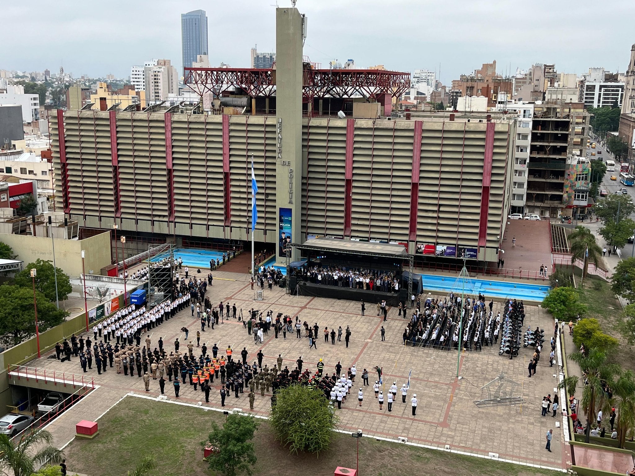 La Jefatura de la Policía.