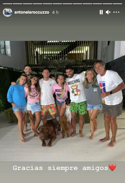 Antonela Roccuzzo mostró la noche que compartieron con la familia de Luis Suárez.