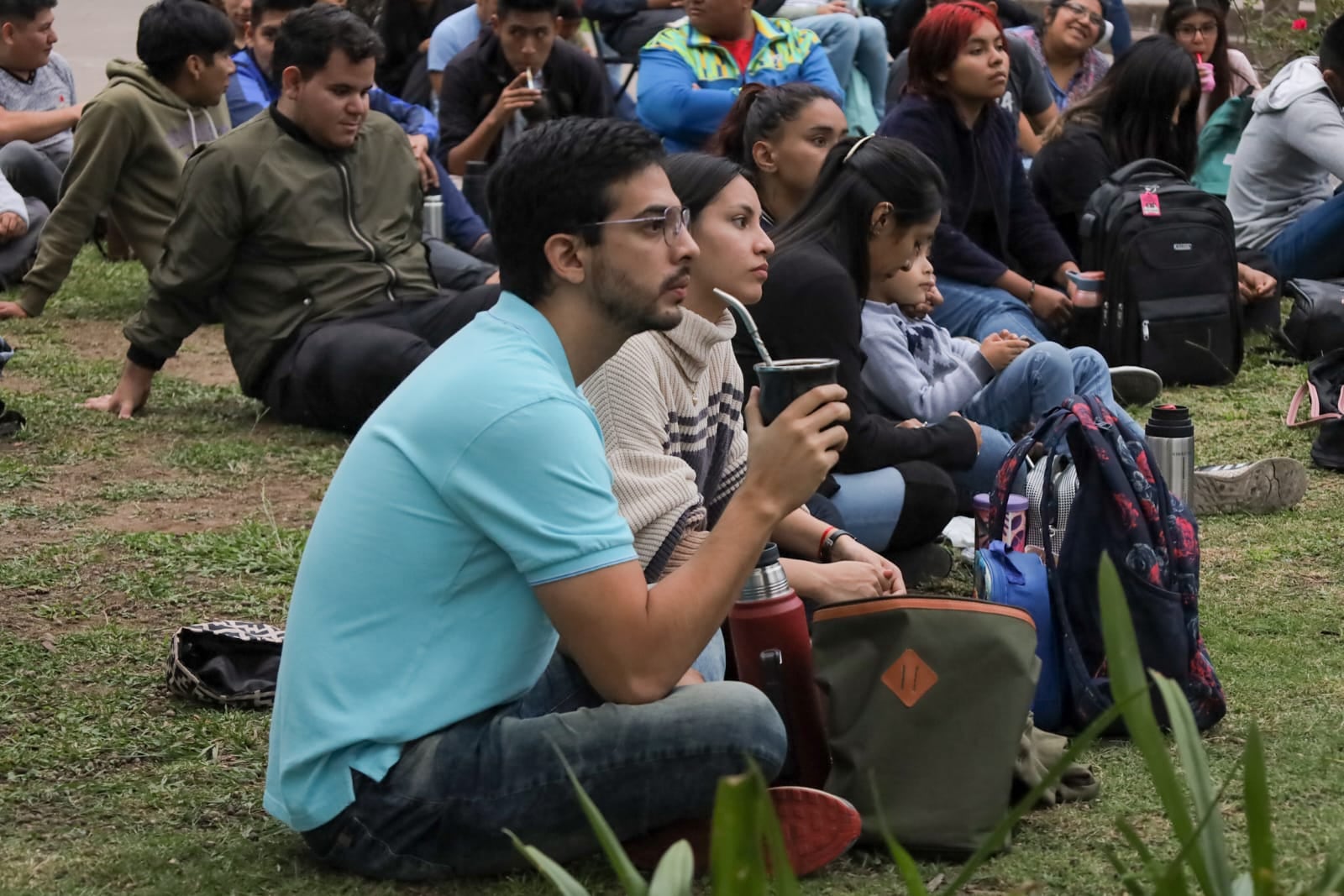 Una "mateada" fue la consigna para el encuentro con el candidato a gobernador Carlos Sadir, en San Salvador de Jujuy.