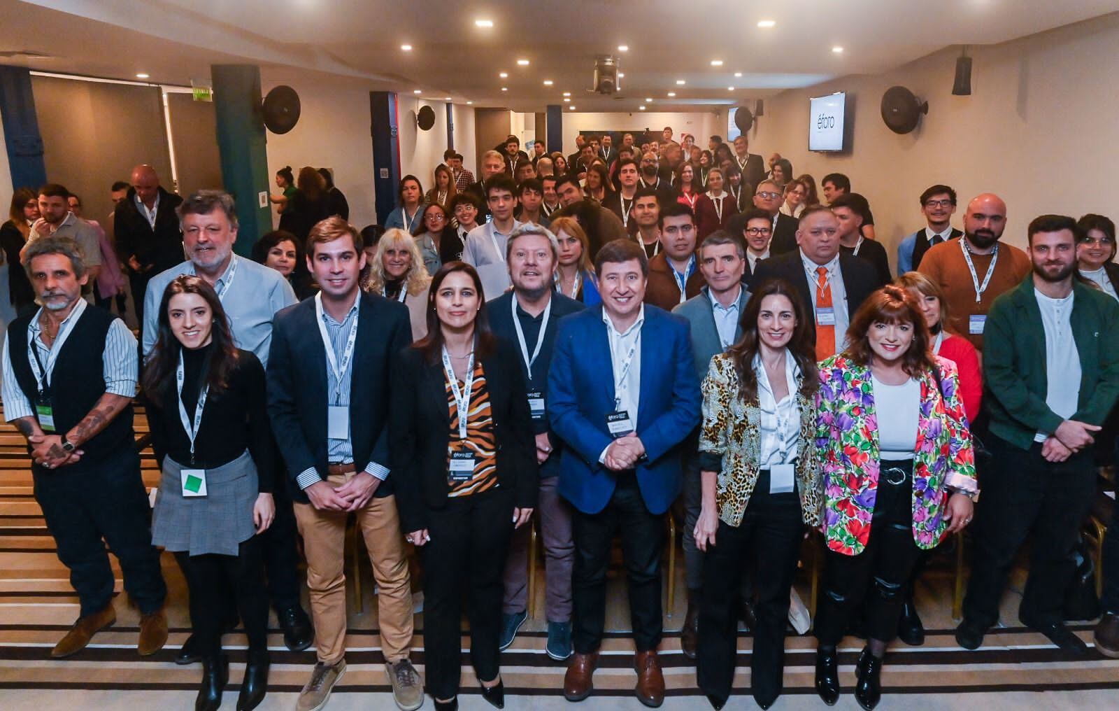 El encuentro sobre el mundo laboral reunió a referentes de todas las fuerzas políticas