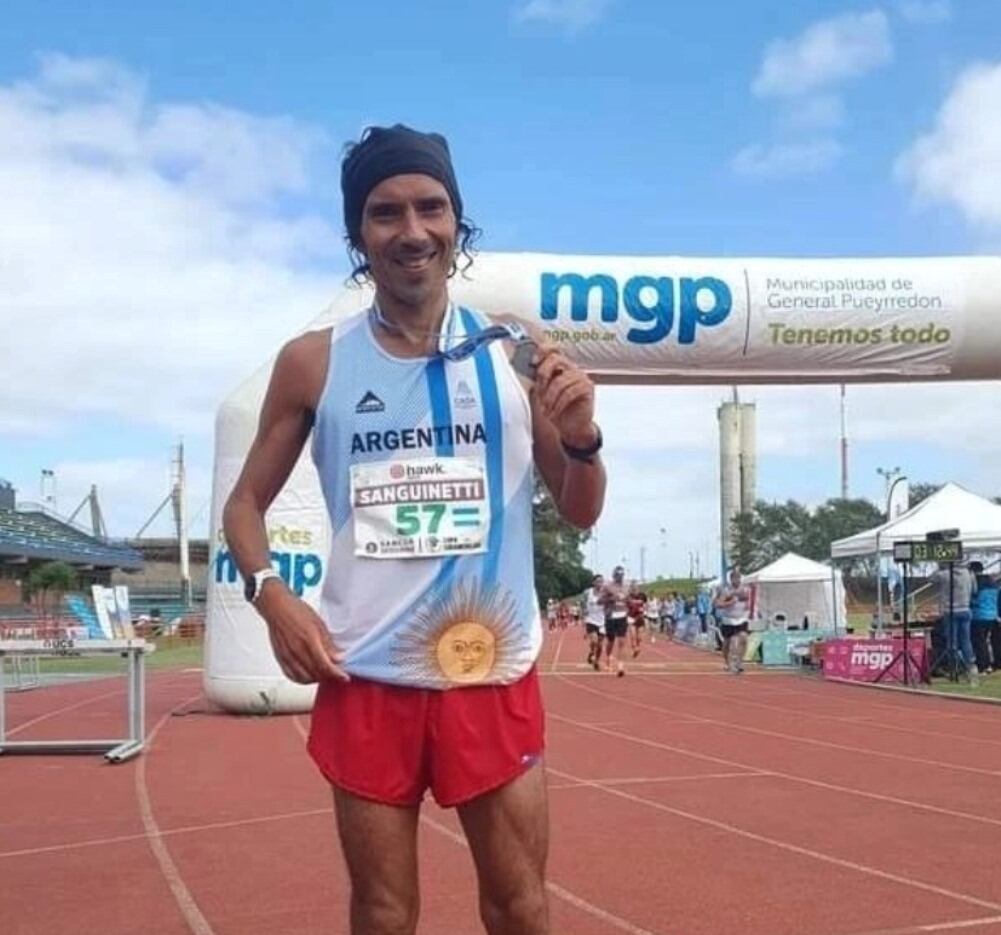 El tresarroyense Ulises Sanguinetti se consagró campeón Argentino y Sudamericano de los 50 kilómetros