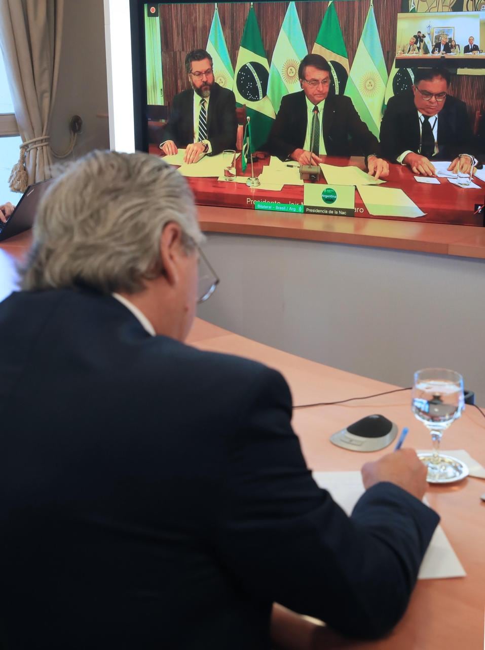 Alberto Fernández mantuvo una videoconferencia con Bolsonaro.