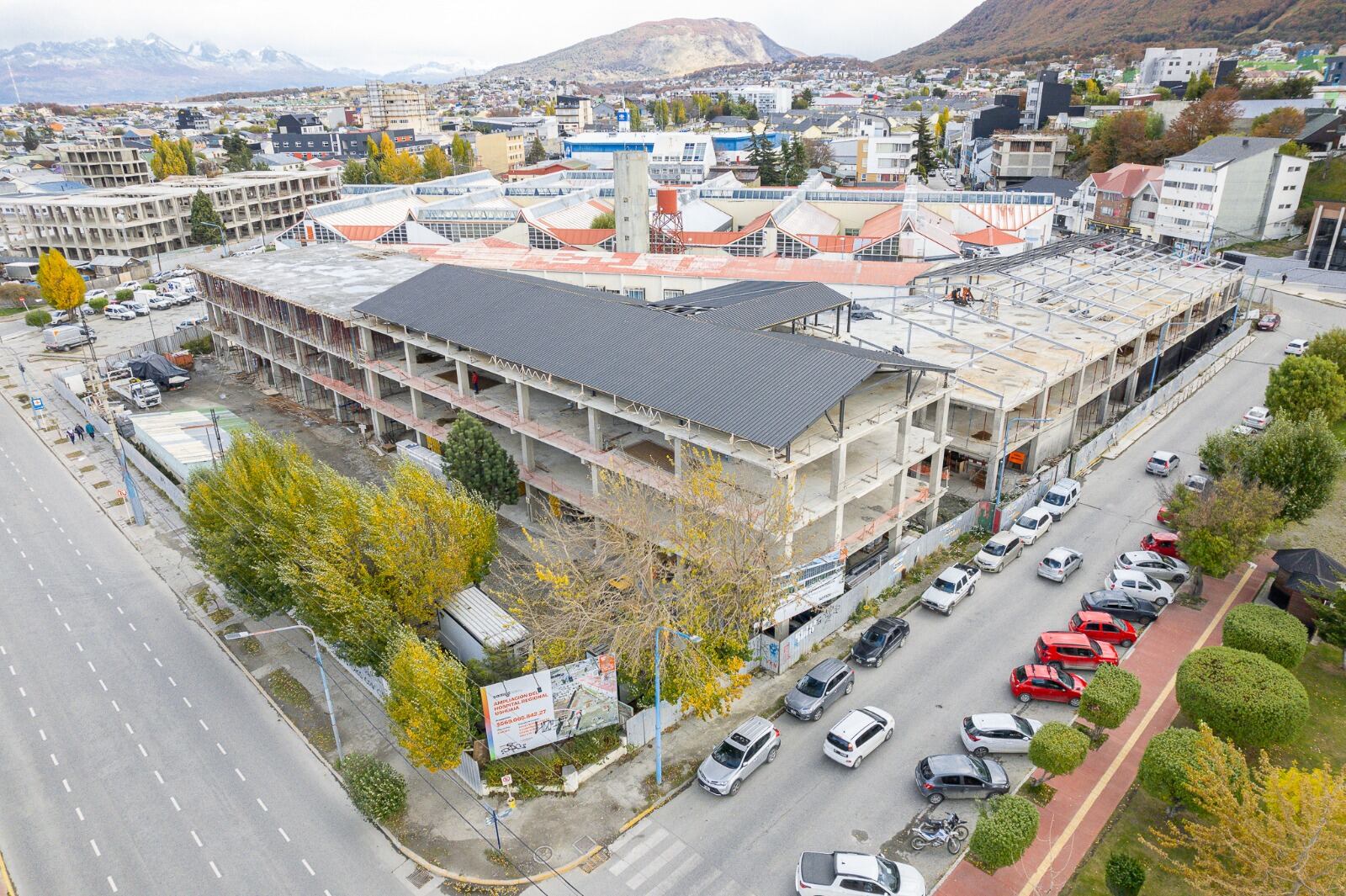 Finalizaron el hormigonado en la obra de ampliación del Hospital Regional Ushuaia