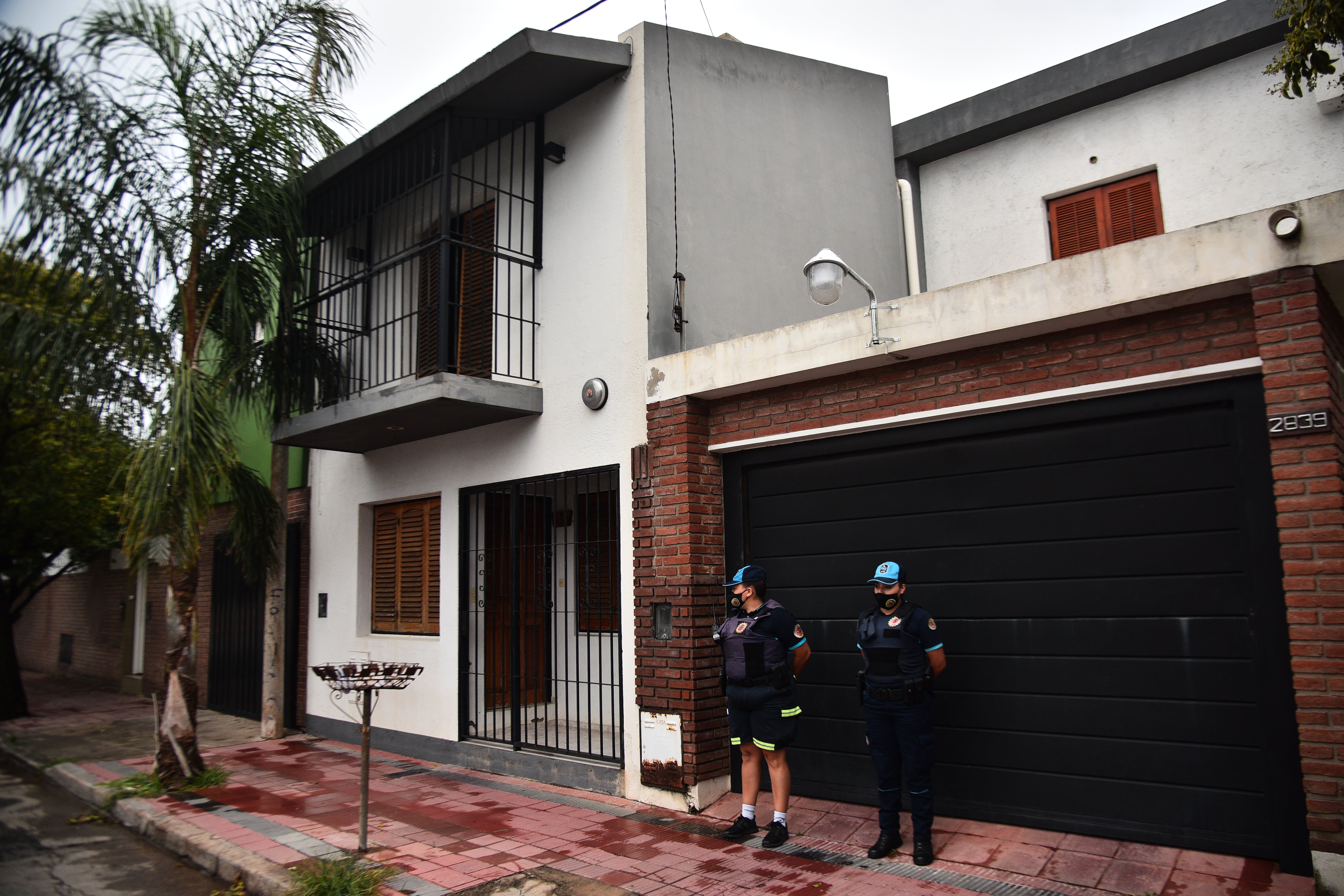 Esa vereda de Yofre Norte fue el escenario de un asalto callejero donde la víctima es investigada por la muerte del ladrón (foto, La Voz del Interior).