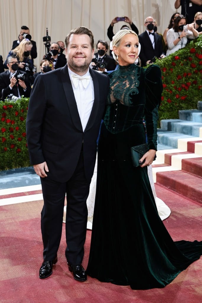 James Corden y Julia Carey