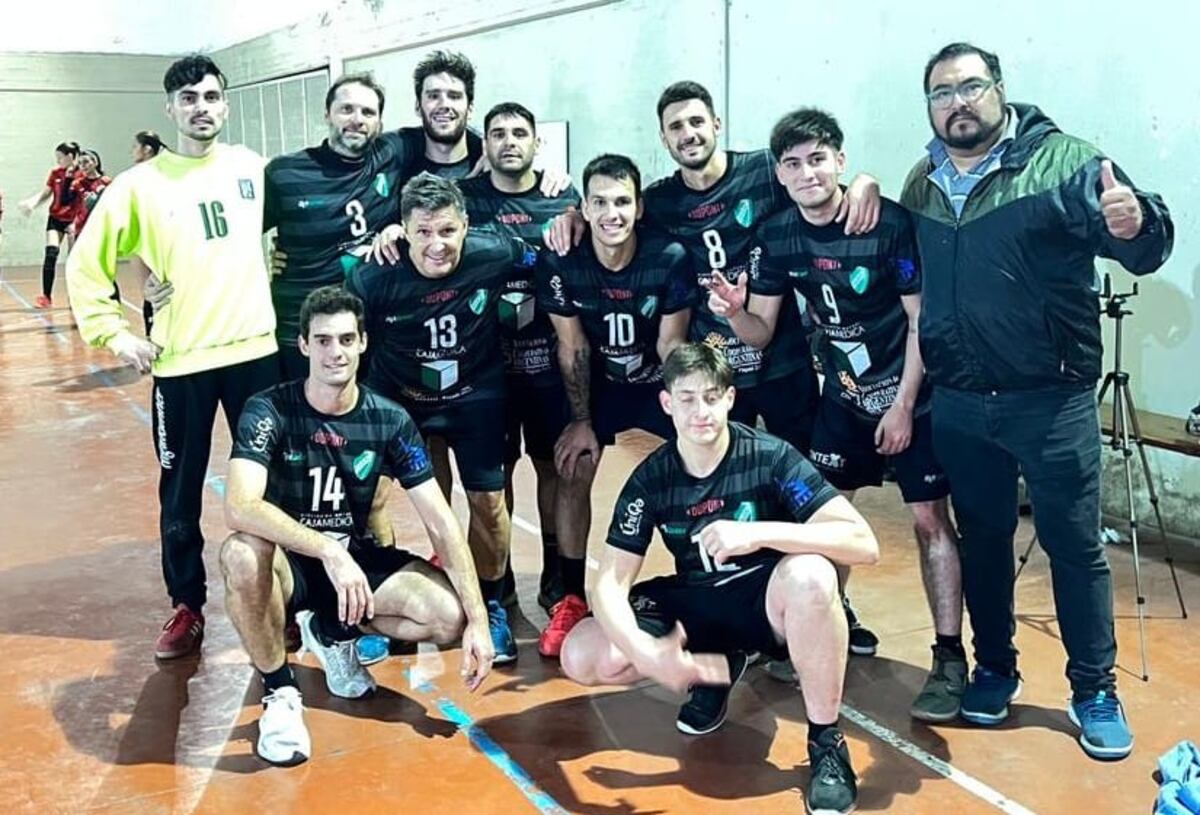 El handball del Cultural de Arroyito va por un lugar en las semifinales