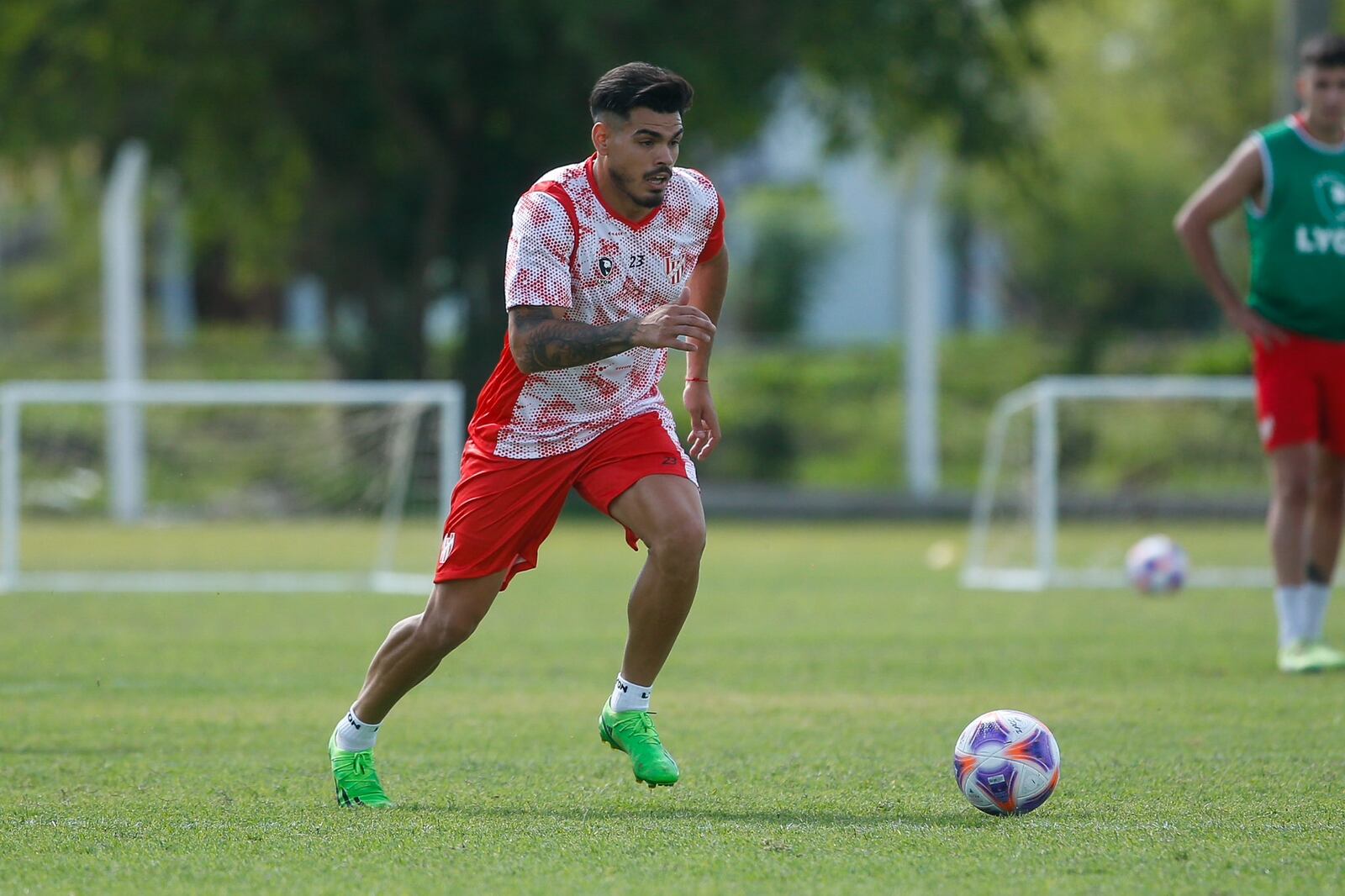 Axel Rodríguez ya se entrenó con sus nuevos compañeros de Instituto en La Agustina