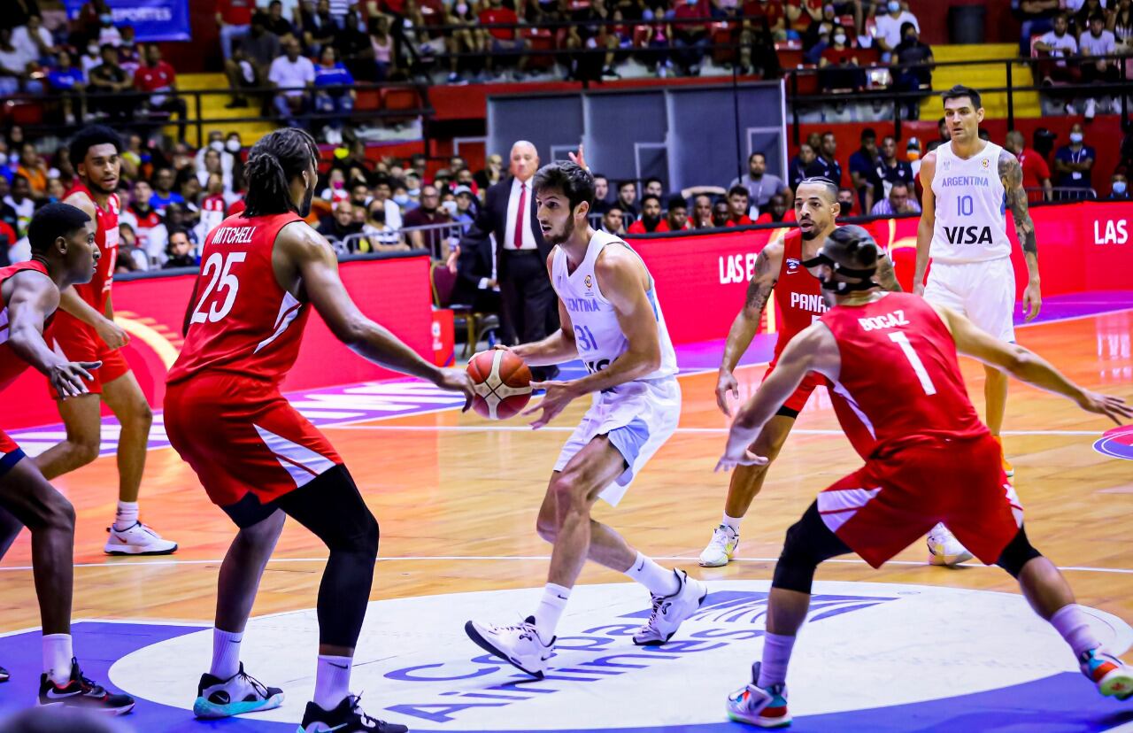 Leandro Bolmaro Seleccion Argentina