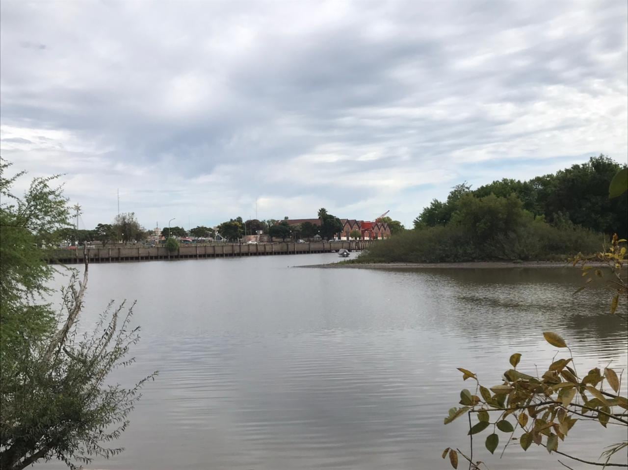 Río Gualeguaychú, Isla Libertad - Vía Gualeguaychú.