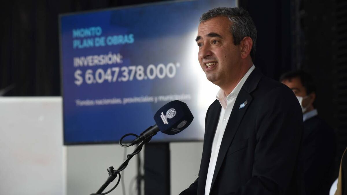 Pablo Javkin prometió la pavimentación de más de 4.000 cuadras