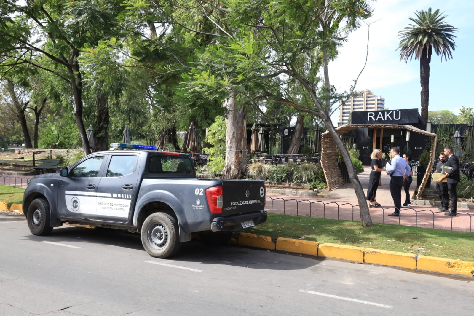 Revocaron la habilitación precaria del bar Rakú. (Municipalidad).