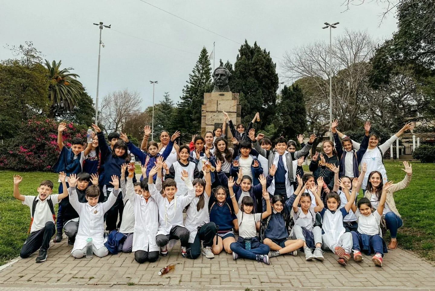 Salto Grande y Veteranos de Malvinas realizan paseos con escuelas  de Concordia.