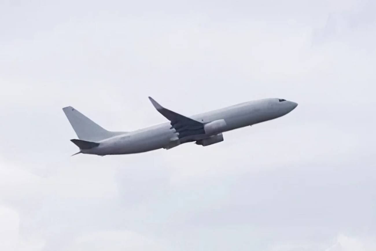 El misterioso avión que aterrizó en Córdoba ( Aerolíneas Argentinas ).