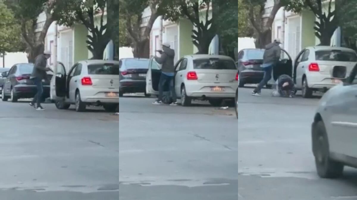 Impunidad total: a plena luz del día, sacó un arma y asaltó a un automovilista en Córdoba