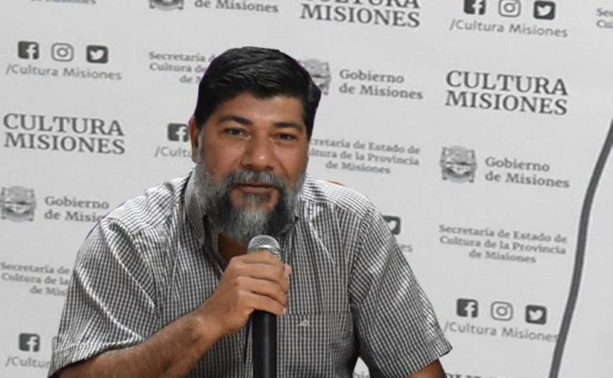 El ministro de Cultura de Misiones Joselo Schuap se encuentra en terapia intensiva con Coronavirus