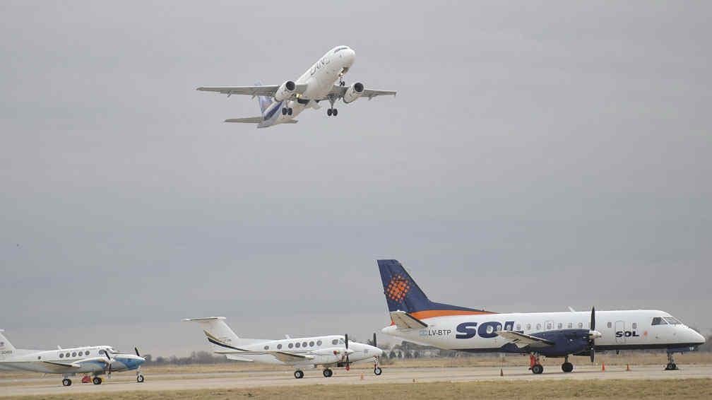 Aviones- imagen de archivo (Antonio Carrizo/Archivo).