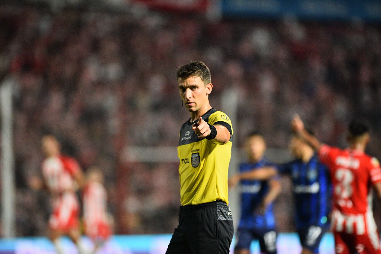 Partido Instituto 1 Atlético Tucumán 1.  Cancha de Instituto Alta Córdoba. (José Gabriel Hernández / La Voz)