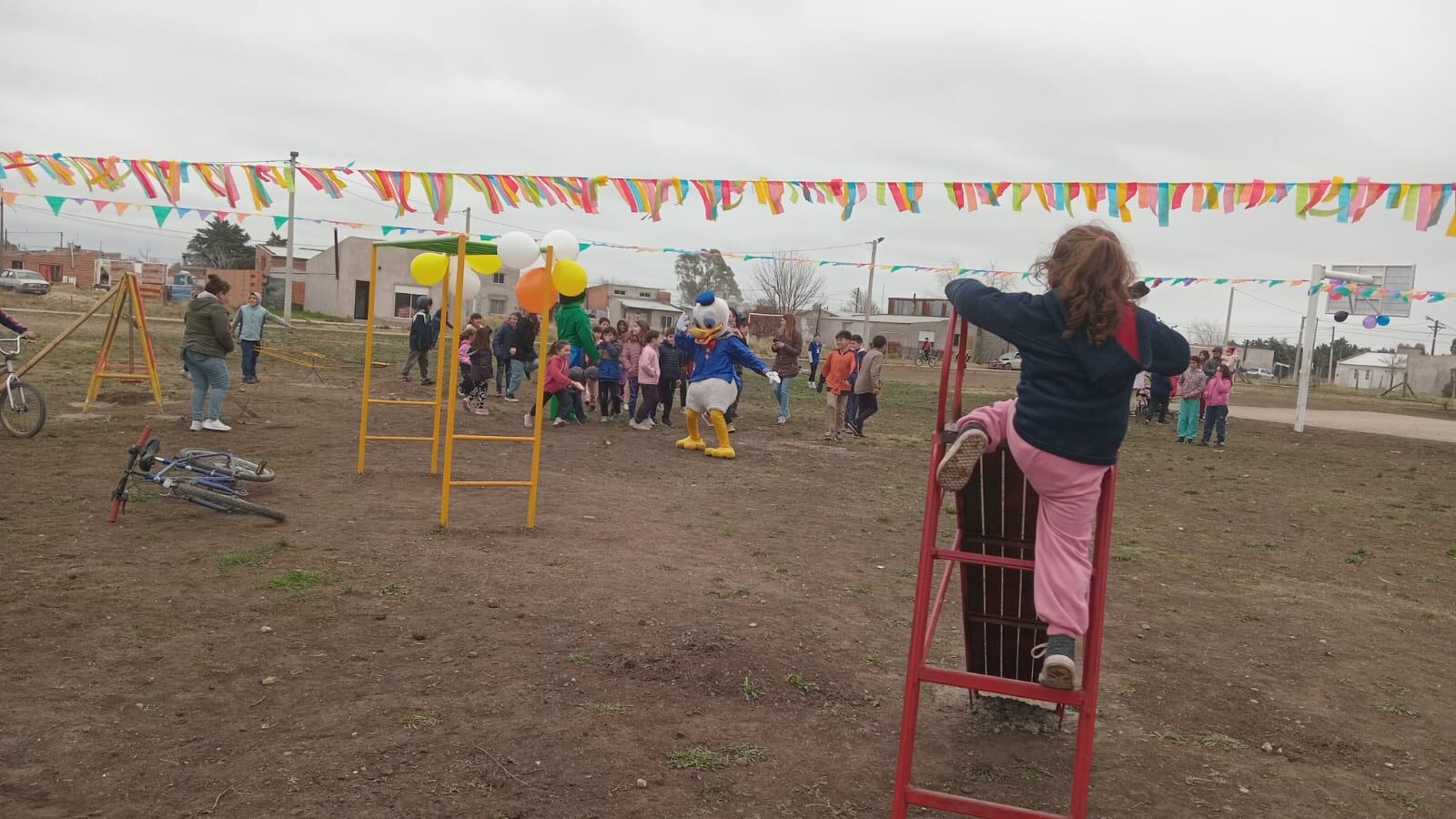 Festejos del Día del Niño en el Barrio Santa Teresita