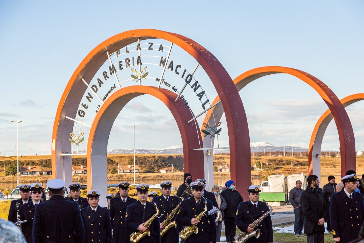 Melella participó del acto oficial por el 84° Aniversario de Gendarmería Nacional