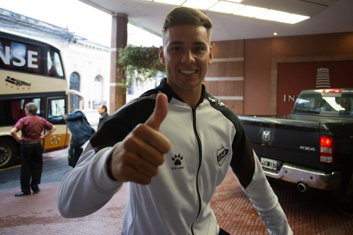 Augusto Schott continuará su carrera deportiva en Colón de Santa Fe y jugará en la Copa Libertadores