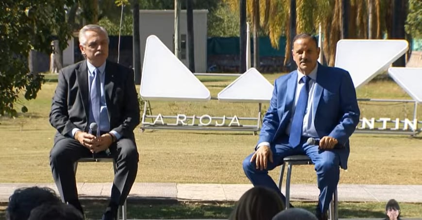 Tras su reelección, Ricardo Quintela recibió a Alberto Fernández en La Rioja.