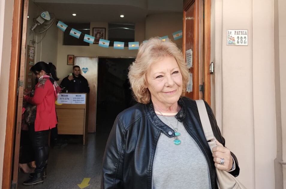 Barrio General Paz. Olivero votó en un colegio parroquial (Gentileza).