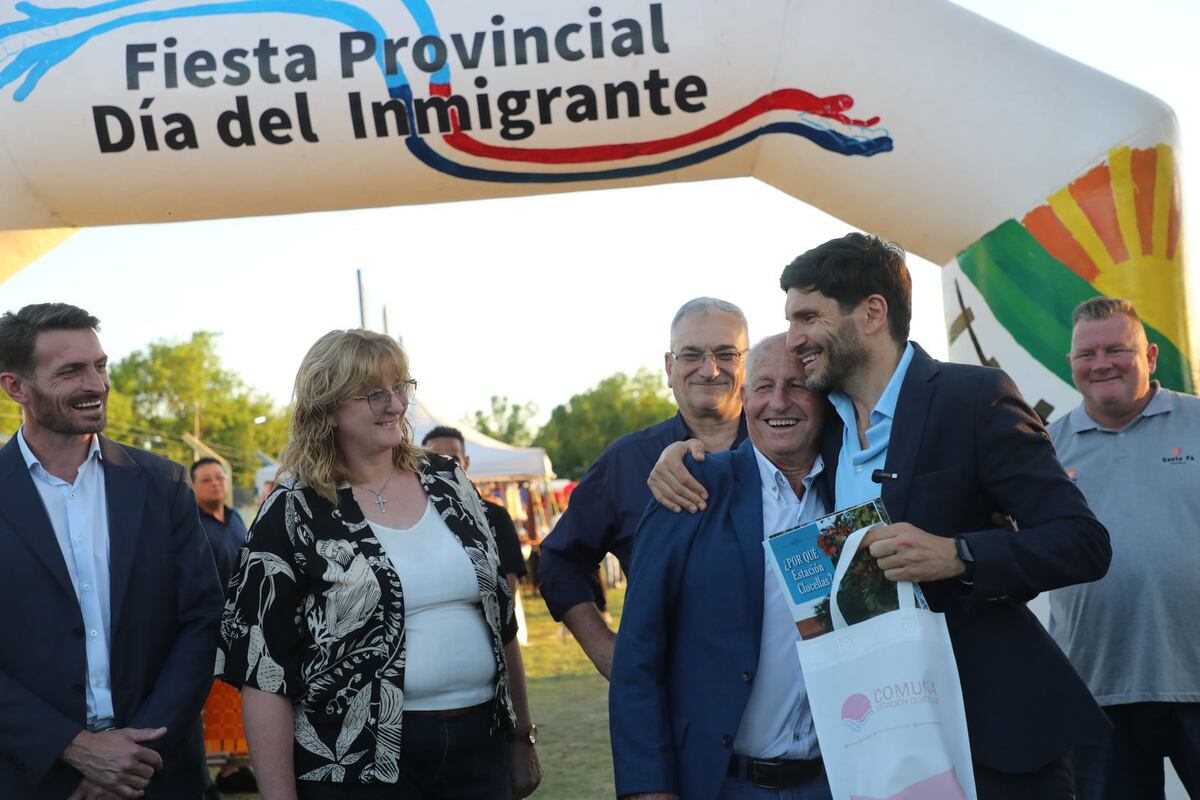 El gobernador estuvo en la 17° Fiesta del Inmigrante, en Estación Clucellas