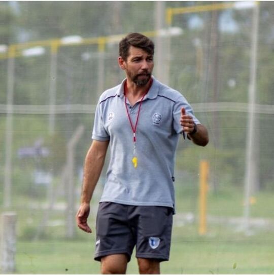 Federico Puerari, Head Coach del club. Foto: prensa Universitario RC.