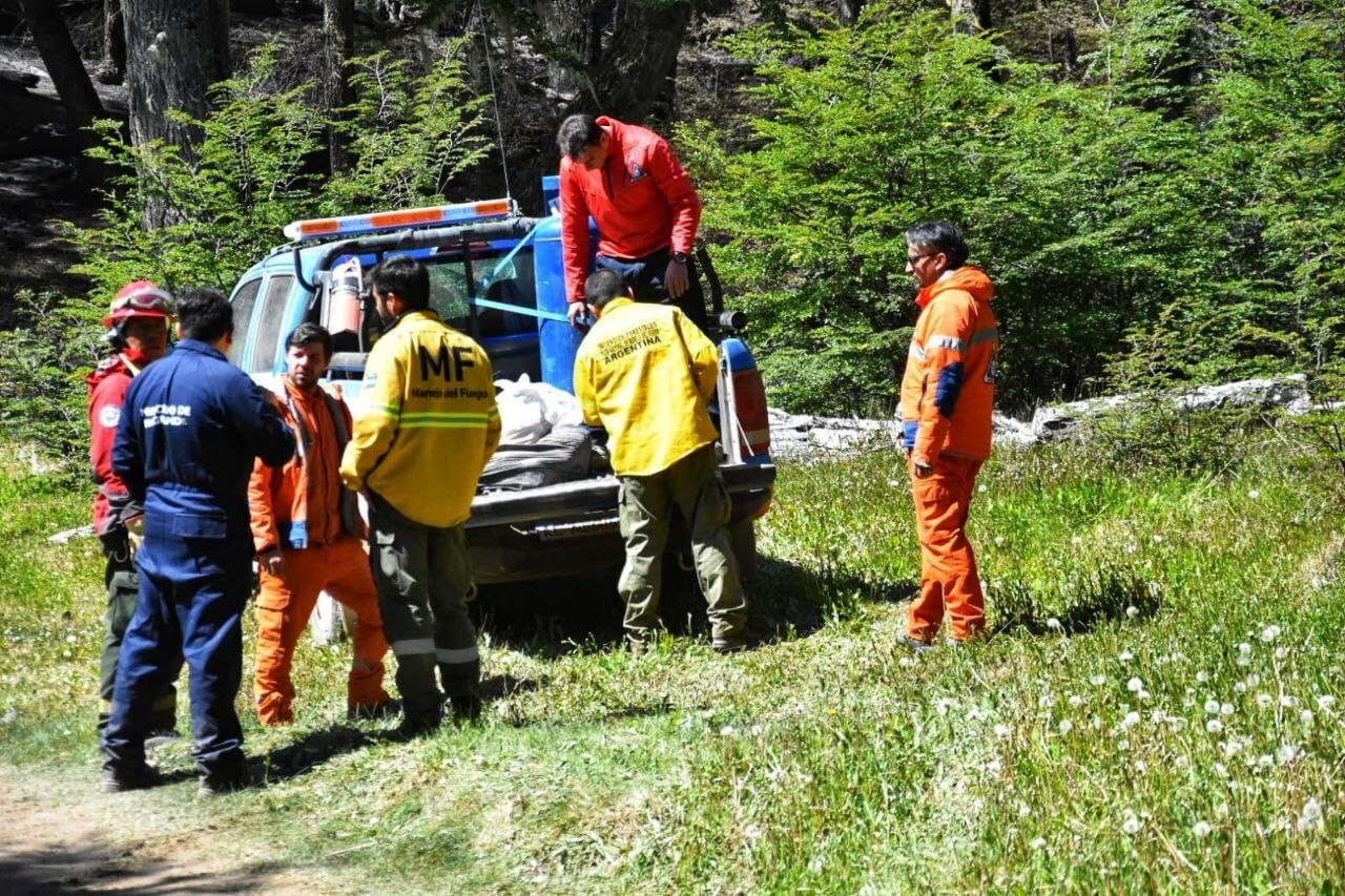 El Municipio de Río Grande, colabora en los incendios de Tolhuin.