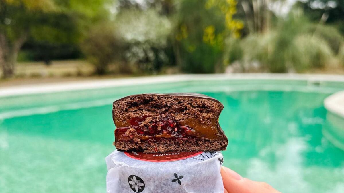 Para alojarse en las Sierras de Córdoba: la casa de té que ganó dos medallas en el Mundial del Alfajor
