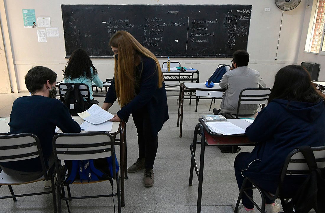 Continúan las clases presenciales en las escuelas. (Orlando Pelichotti / Los Andes)